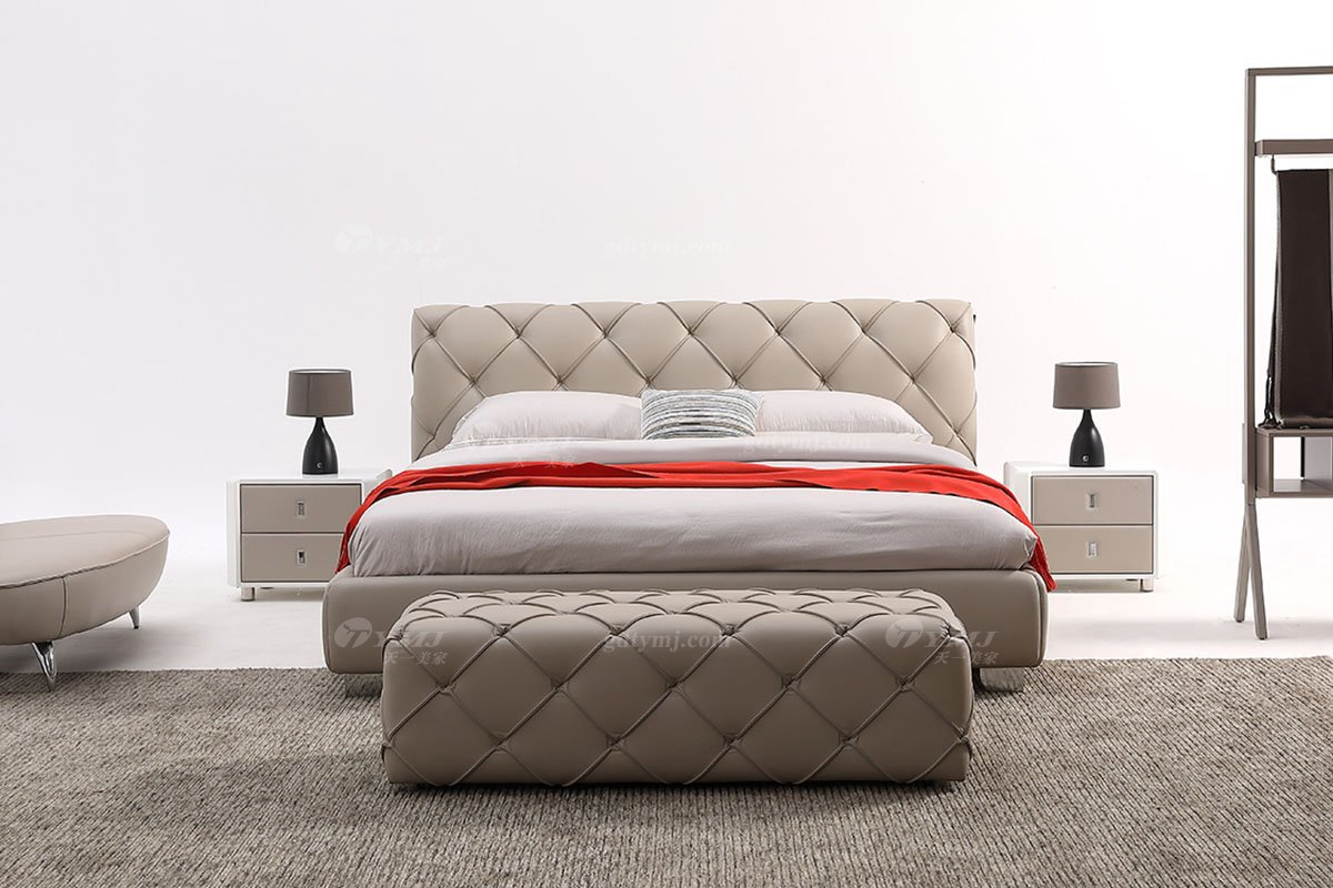  现代简约家具LUTUBE视频在线观看别墅会所家用时尚舒适真皮拉扣大床婚床双人床A2172F场景